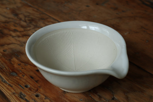 Shave Bowls by The Pure Market Company
