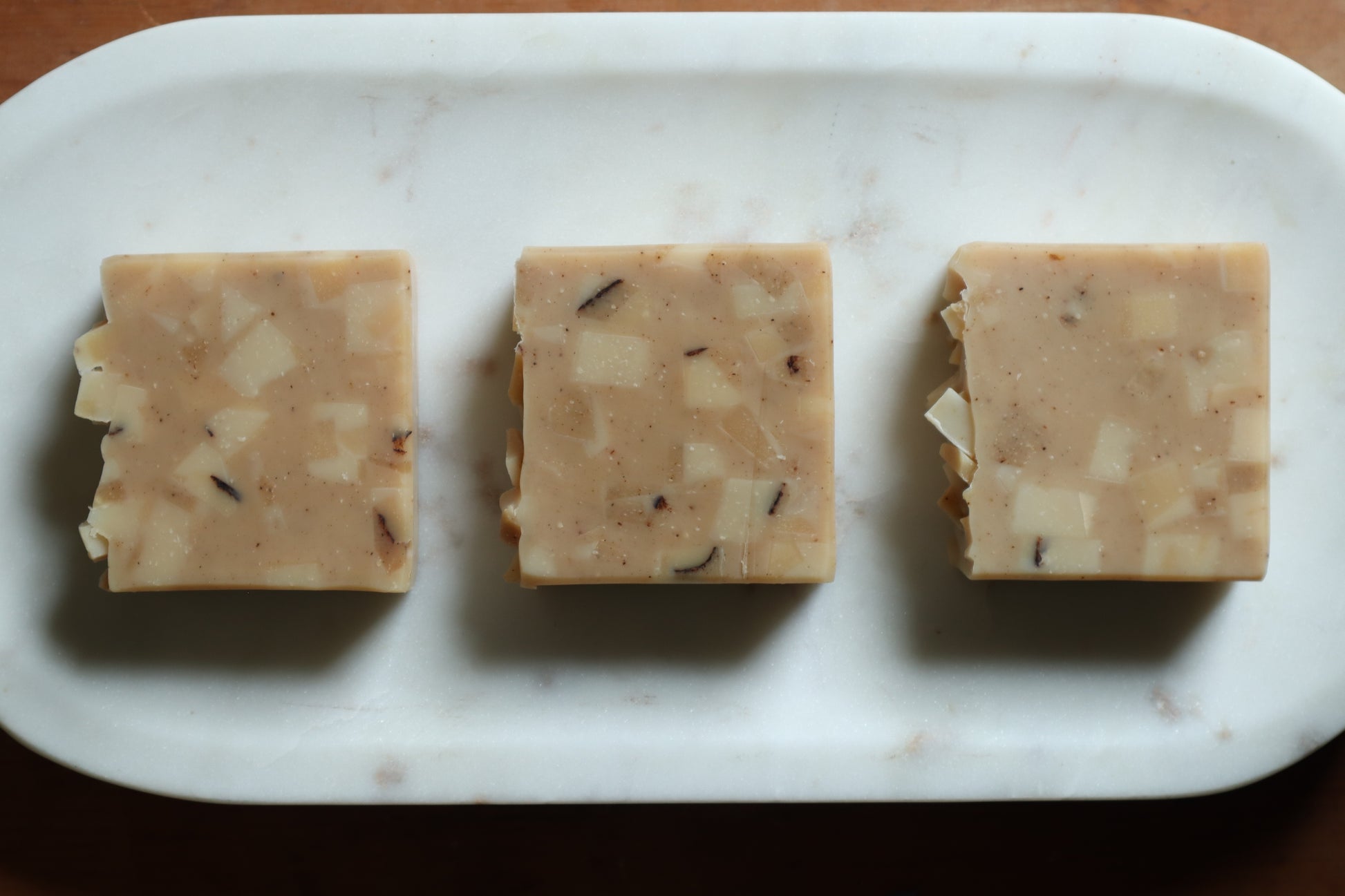 Amaretto product detail 2